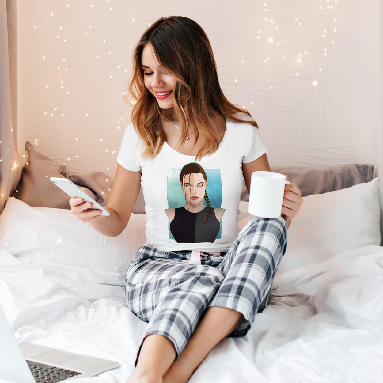 
                  
                    T-Shirt LADY "LARA" - FK'NG LEGEND
                  
                