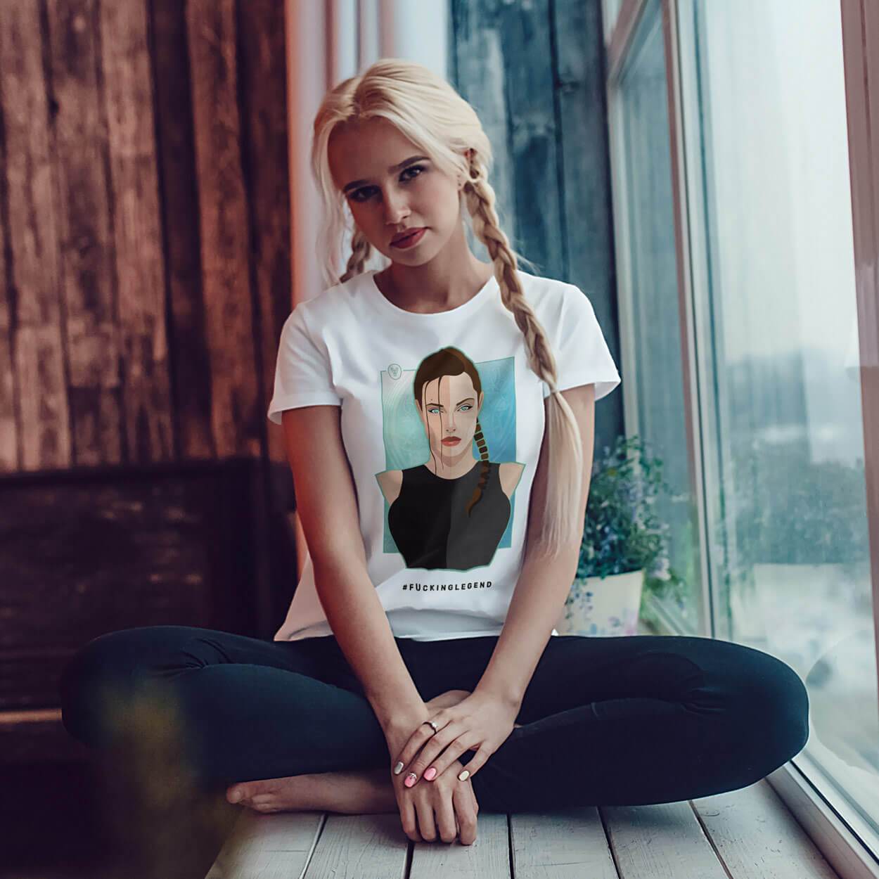 
                  
                    T-Shirt UNISEX "Lara" - FK'NG LEGEND
                  
                